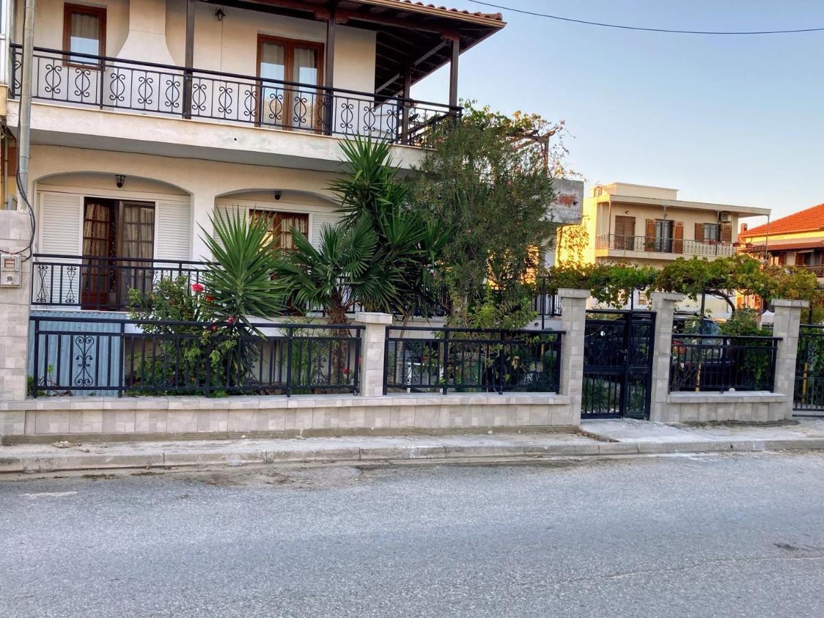 Kristel Villa Ierissós Buitenkant foto